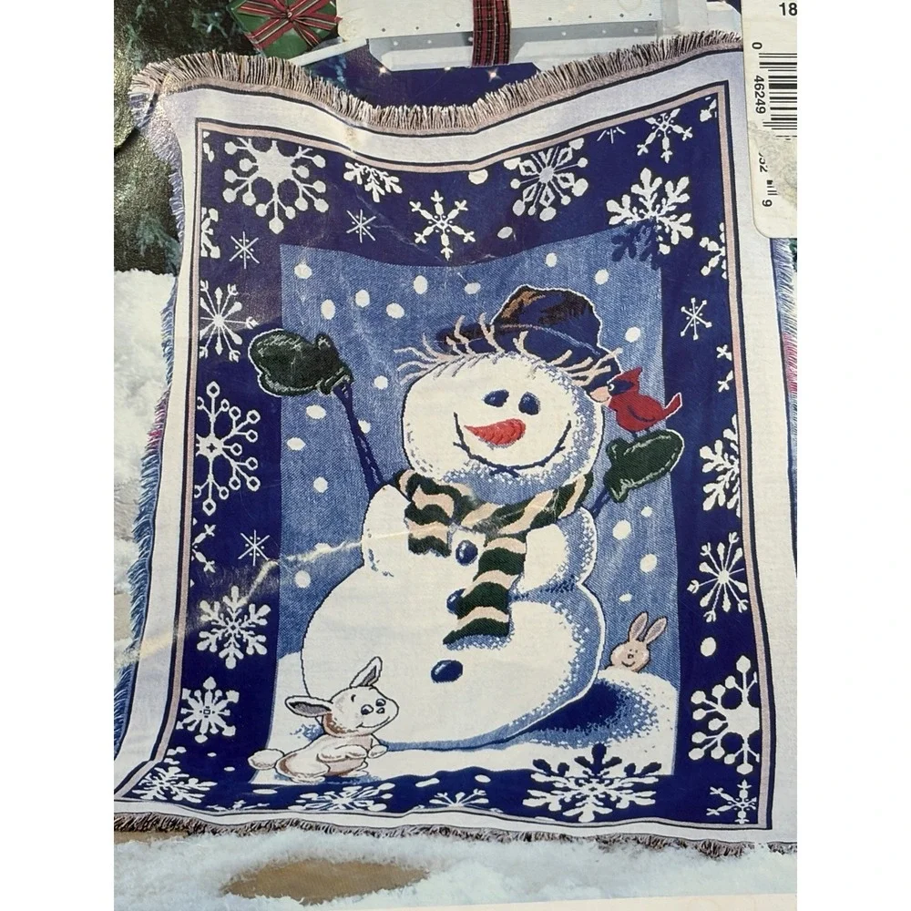 Crown Crafts Jacquard Woven Throw Christmas Theme, NIP, 46 x 60 Snowman